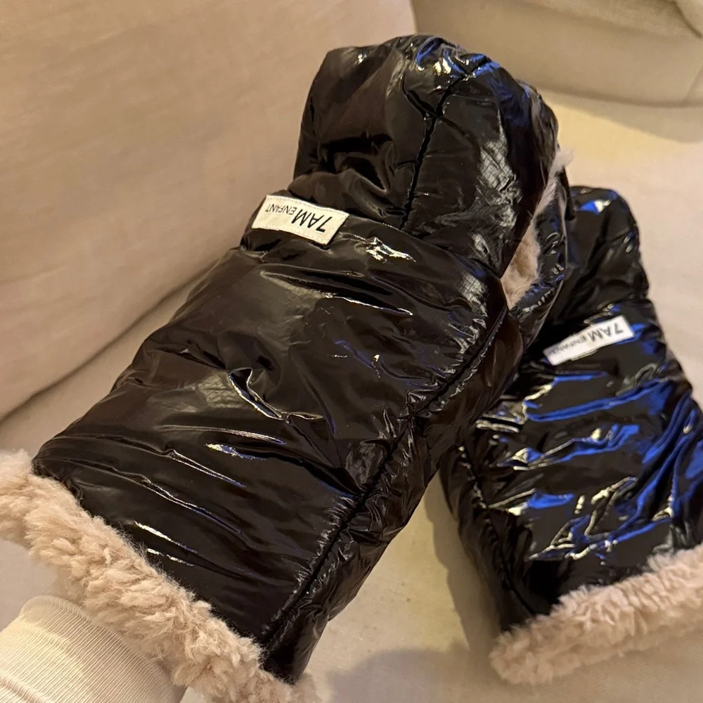 7AM Warmmuffs Polar NWOT